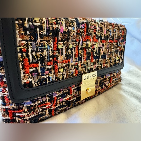 Guess Bag - Picture 5 of 5